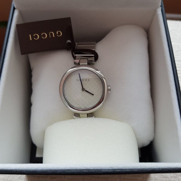 GUCCI Diamantissima Quartz White Dial Ladies Watch YA141502 - Picture 10 of 10